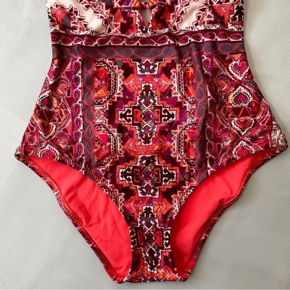 Becca Braided One Piece Swimsuit Exposed Back Multi Print Size S/P - Picture 6 of 13